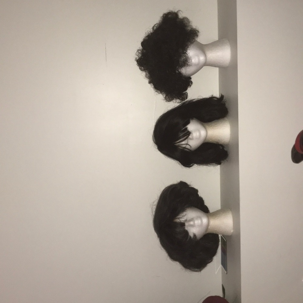 3 Wigs